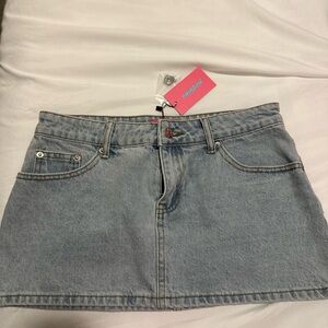 NWT!! edikted mini skirt